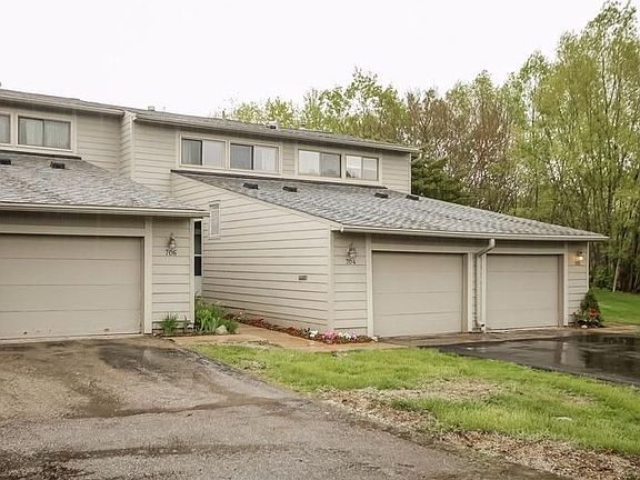 5th image of 704 Peninsula Ct #104