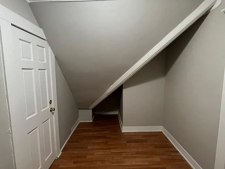 21 Sheffield Ave #3 — Photo 8