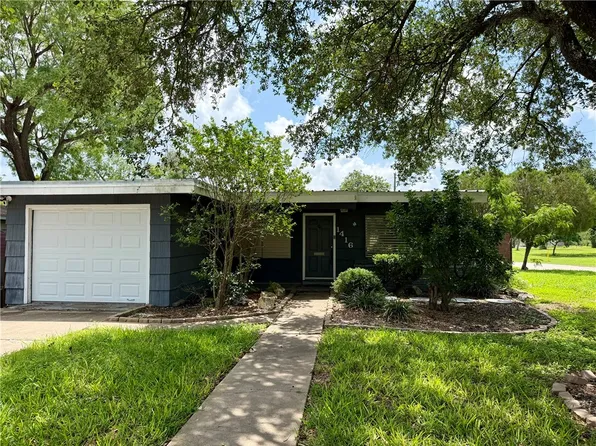 1416 S 11th St, Kingsville, TX 78363