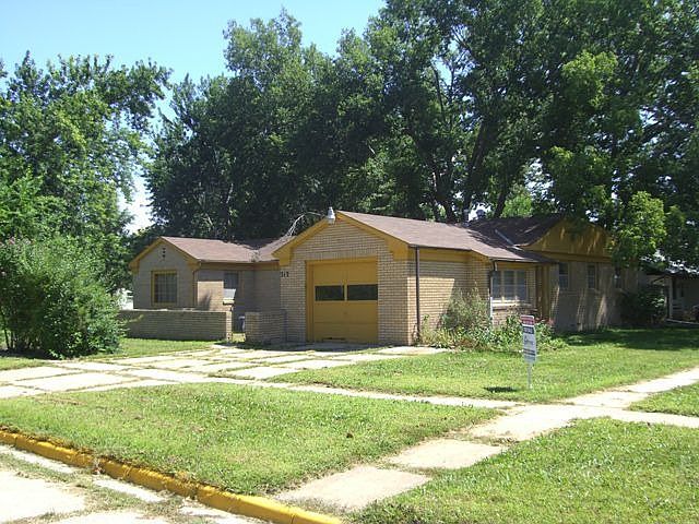 1st image of 312 W 16th St