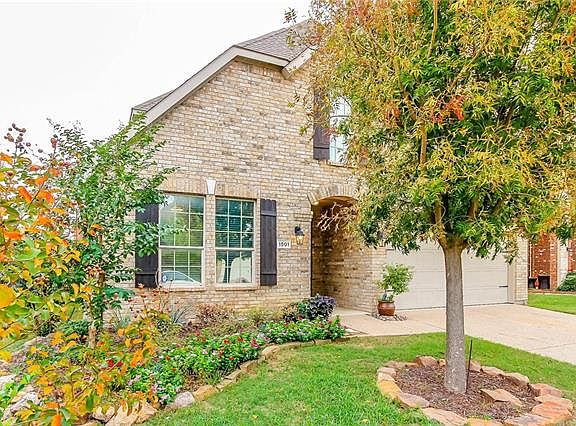 3rd image of 1501 Clearwater Dr