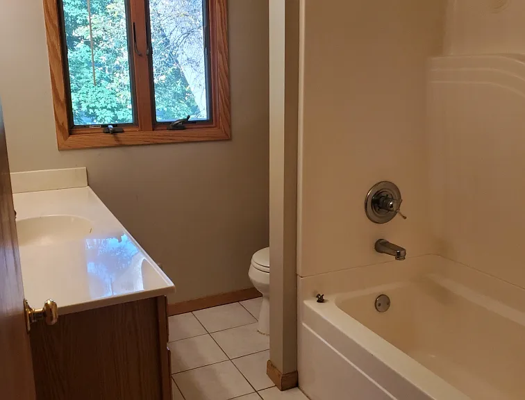 2117 Fern Ln — Photo 16