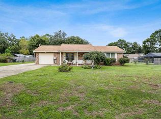 5920 Stephanie Dr, Milton, FL 32570