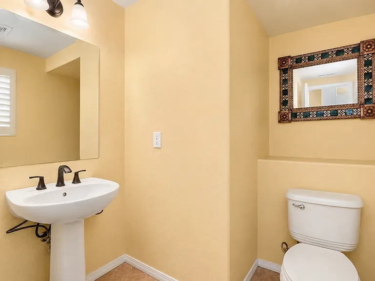 8380 Reagan Gln — Photo 11