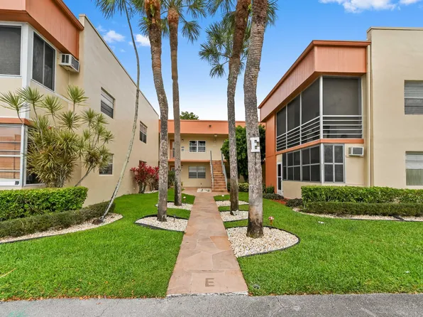 211 Piedmont E, Delray Beach, FL 33484