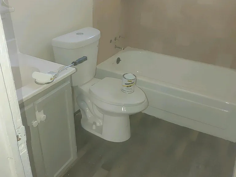 1710 Avenue V — Photo 8