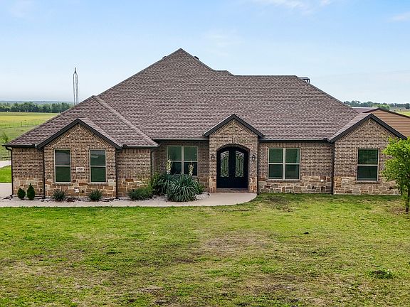 2nd image of 6301 Connie Ln