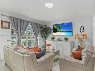 3880 NW 5th St, Fort Lauderdale, FL 33311