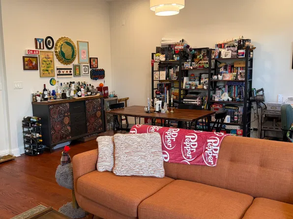 3444 W Parker Ave #3, Chicago, IL 60647