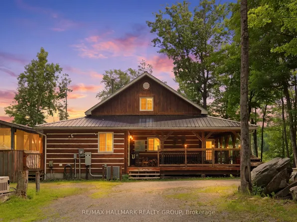 261 Lacourse Ln, Lanark Highlands, ON K0A 3L0