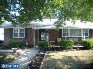 945 Randall Ave, Upper Chichester, PA 19061