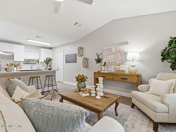 3rd image of 2540 SORGHUM Avenue