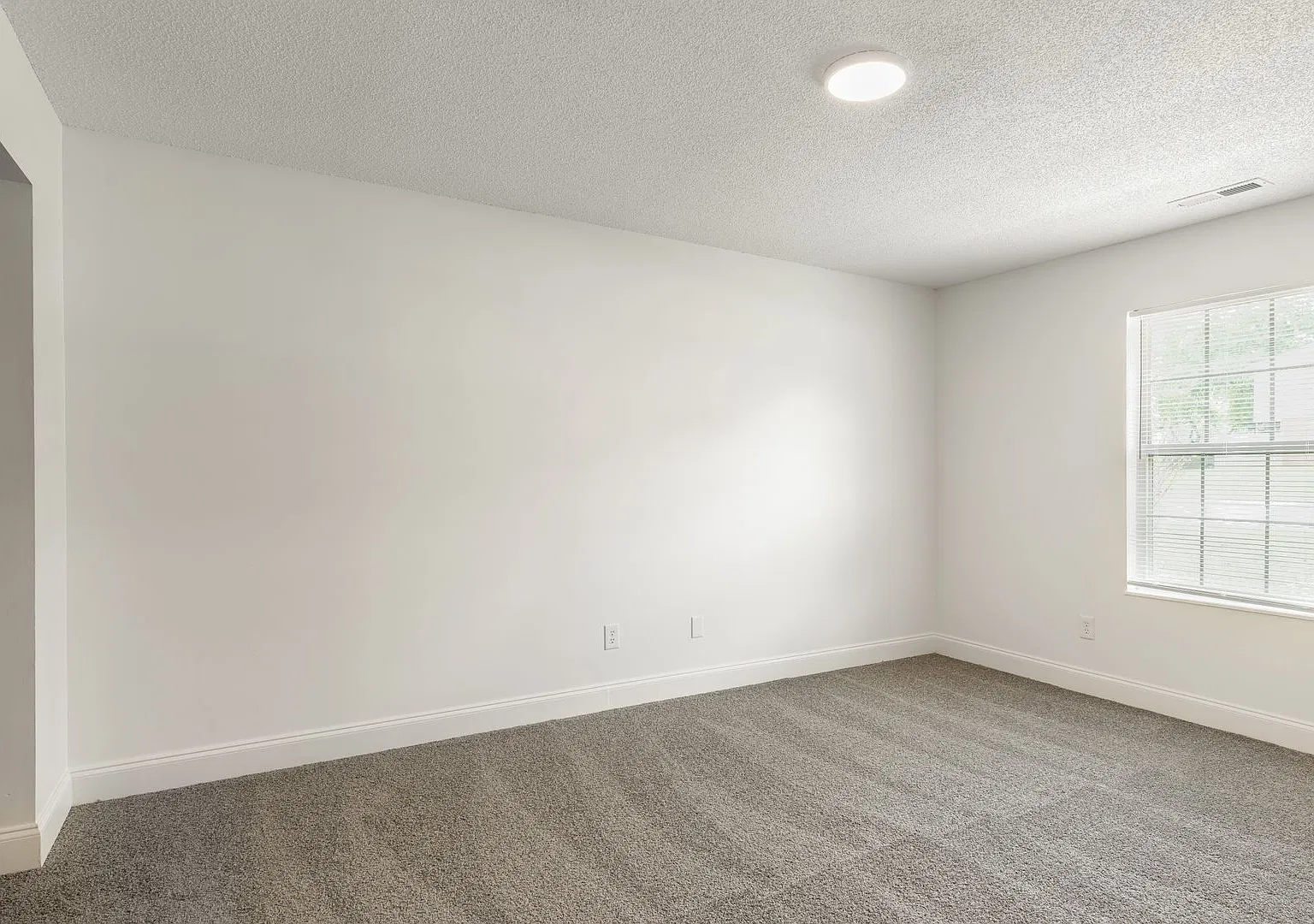 Roxford Village — Photo 4