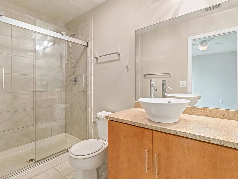 2947 Royal Tuscan Ln — Photo 19