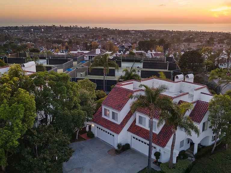 48 La Paloma — Photo 55