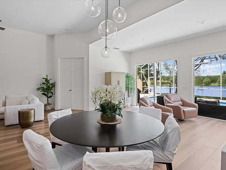 2057 Futana Way — Photo 4