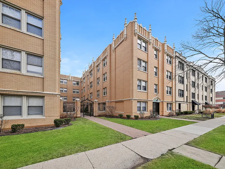 1929 Grove Ave #106 — Photo 17