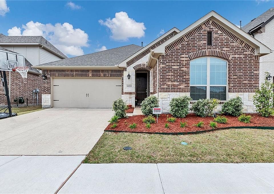 1st image of 4424 Querida Ave