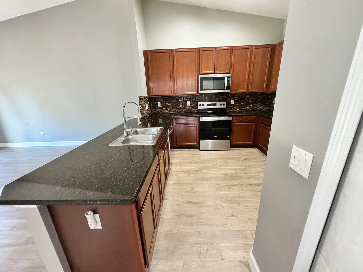 Nice 3 Beds 2 Baths Home in Mount Dora — Photo 4