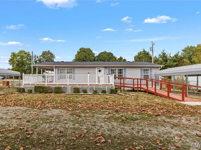 30370 Domino Ln, Godfrey, IL, 62035