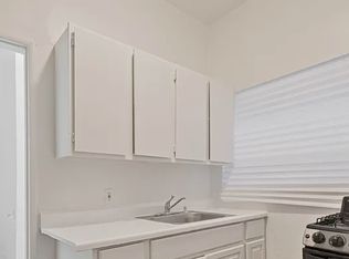 1318 S Pacific Ave #18A, San Pedro, CA 90731