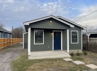 1823 Arbor Pl, San Antonio, TX 78207