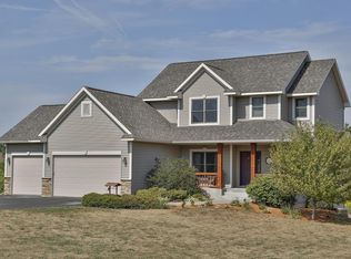 1024 Crescent Cir, Hudson, WI 54016