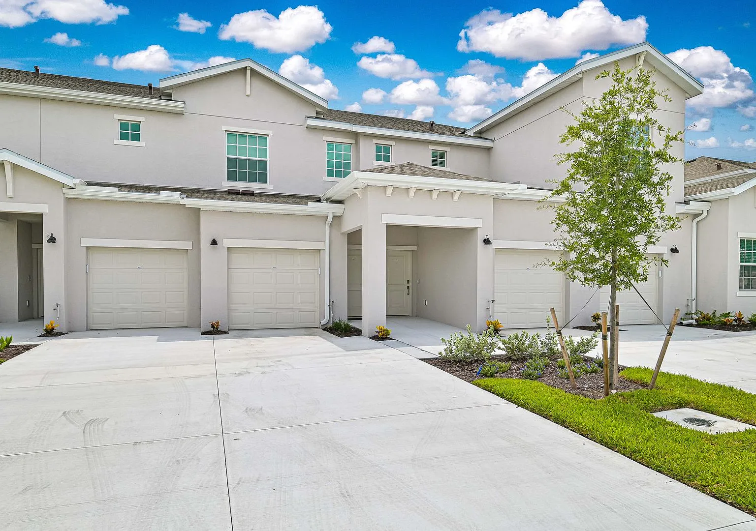 New Construction - 2/2 + Loft & 1 Car Garage In Ibis Landing! — Photo 1