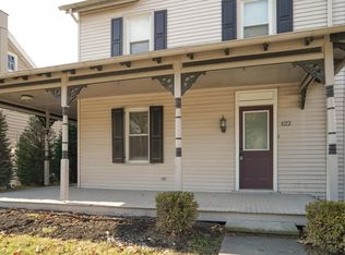 122 N Ronks Rd, Ronks, PA 17572