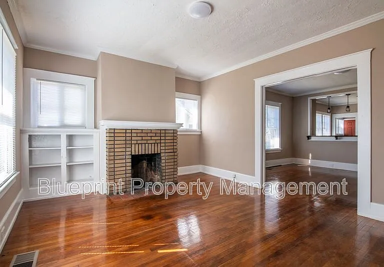 644 Alabama Ave SW — Photo 2