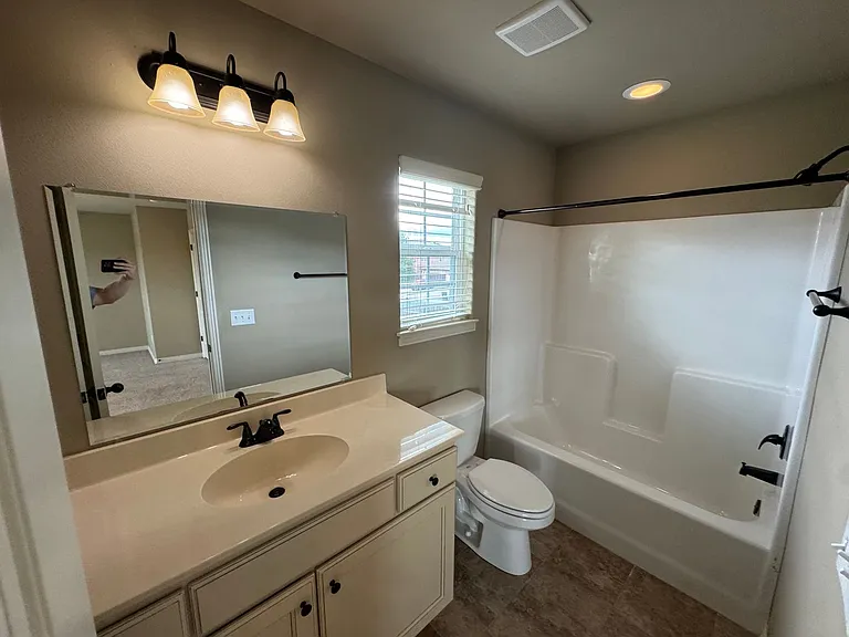 626 N Tennyson Ln — Photo 20