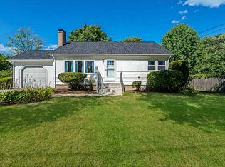 20 Green St, Cumberland, RI 02864