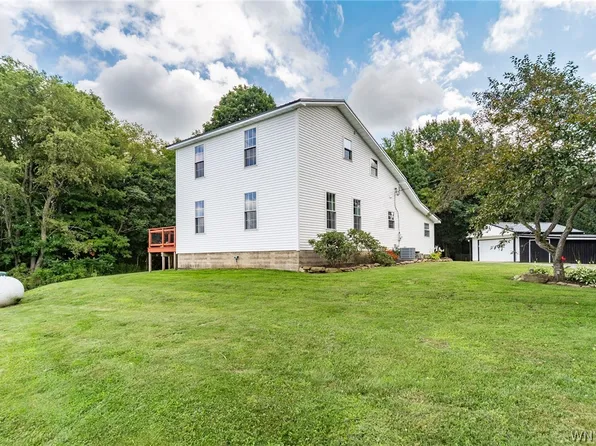 2672 Sodom Rd, North Java, NY 14113