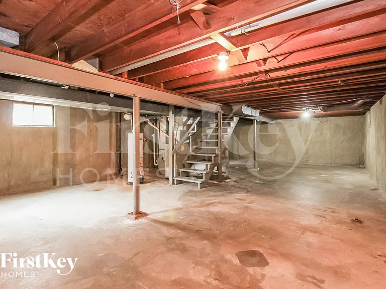 3609 NE 49th Ter — Photo 14