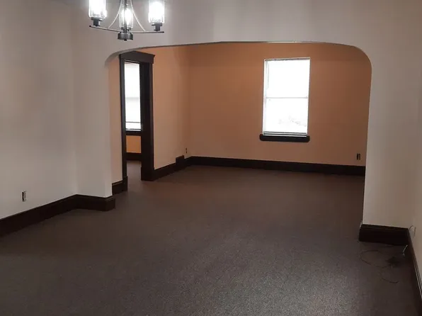 2114 W 83rd St, Cleveland, OH 44102