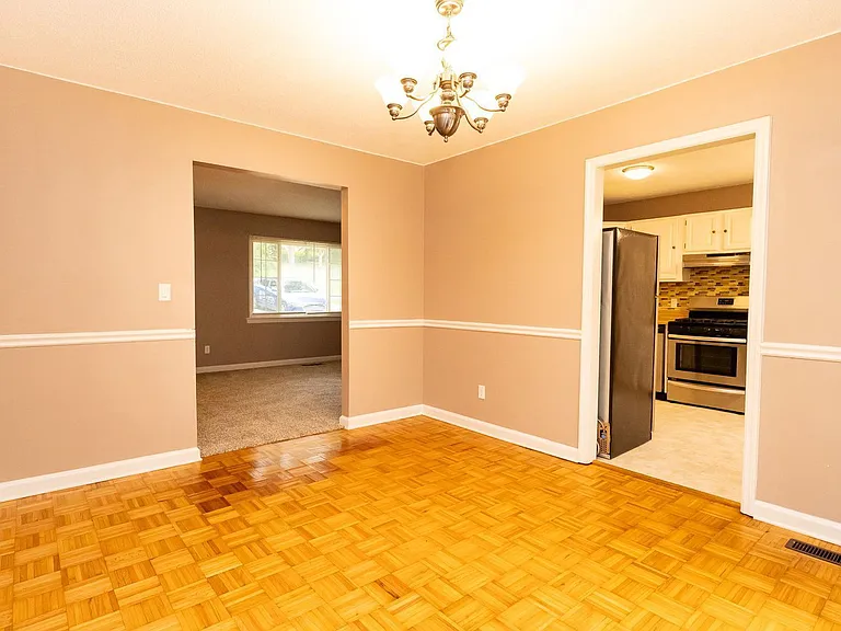 5428 Country Village Dr — Photo 10
