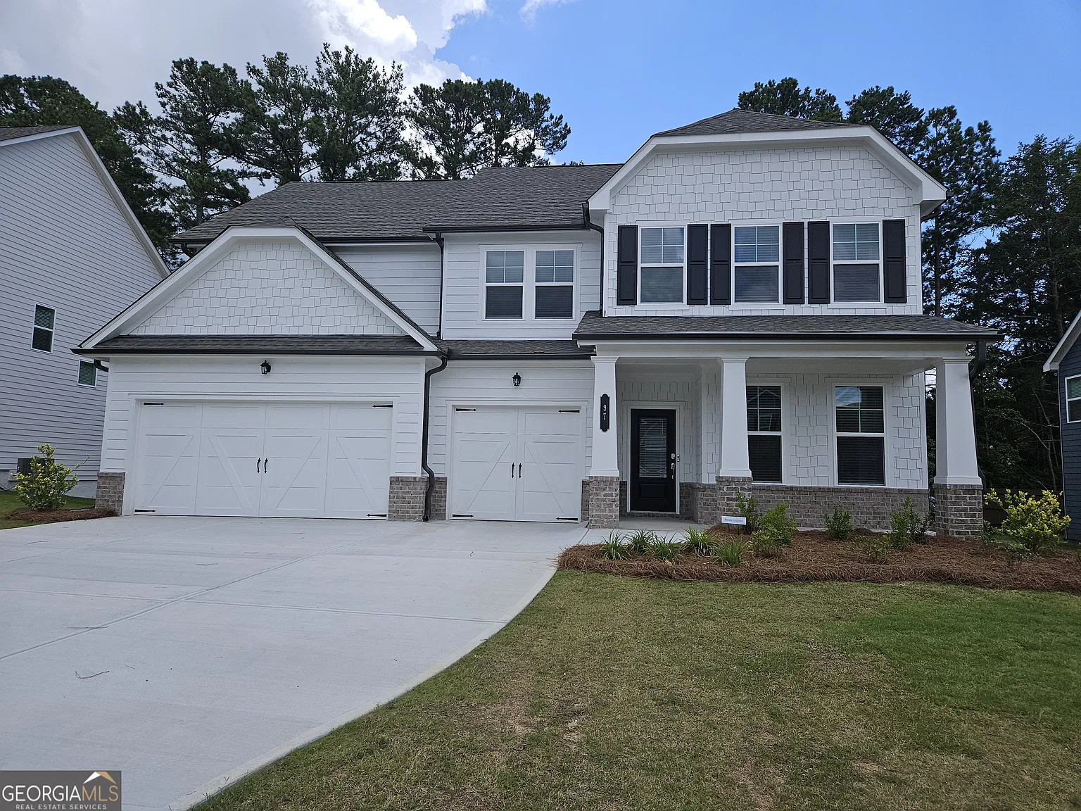 4 bed, 3.0 bath, 3032 sqft, $2,879 — Photo 1