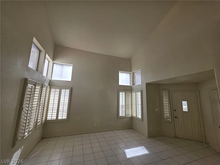 8008 Dover Shores Ave — Photo 51