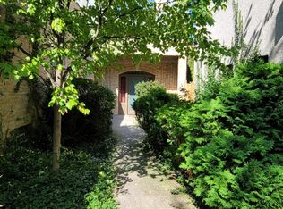 1611 Simpson St UNIT 4, Evanston, IL 60201