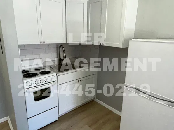 1915 Washington Ave., 1915 Washington Ave #202, Racine, WI 53403