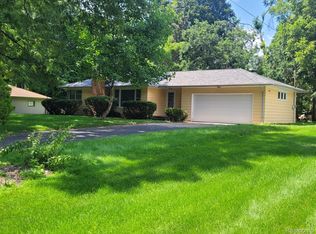 3432 Josephine Ln, Mason, MI 48854