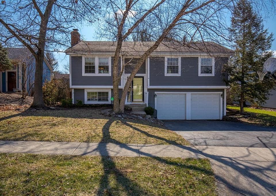 1st image of 411 Highmeadows Village Dr