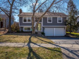 411 Highmeadows Village Dr, Powell, OH 43065