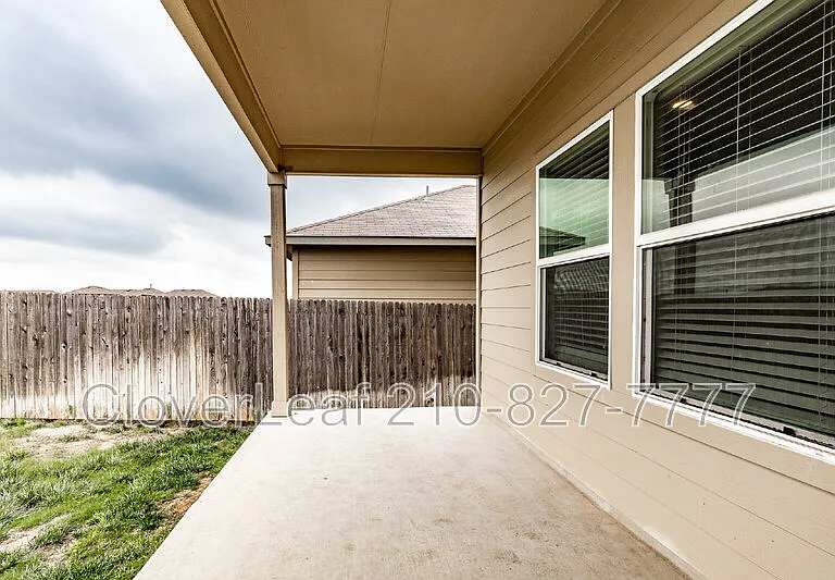 4242 Busbee Flds — Photo 33