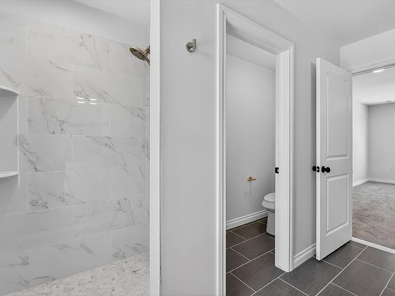 8760 Barrington Dr — Photo 44