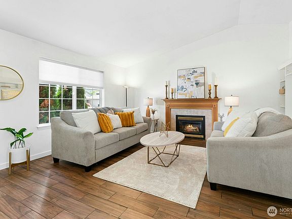 3rd image of 311 Orting Avenue NW