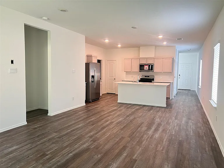 522 Belle Springs Ln — Photo 14