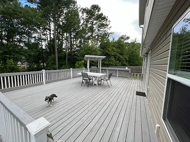 205 Chalet Rd — Photo 8
