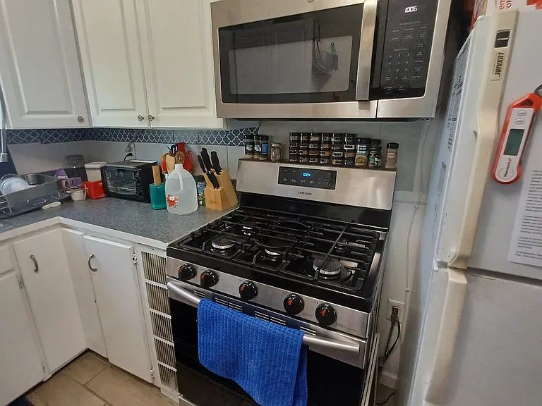 328 N 13th Ave #2 — Photo 5