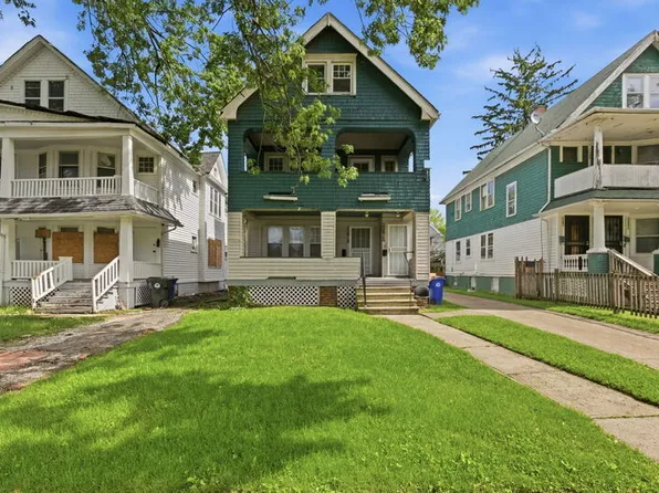 13615 Earlwood Rd, Cleveland, OH 44110